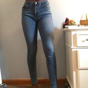 ZARA HIGH WAISTED SKINNY JEANS